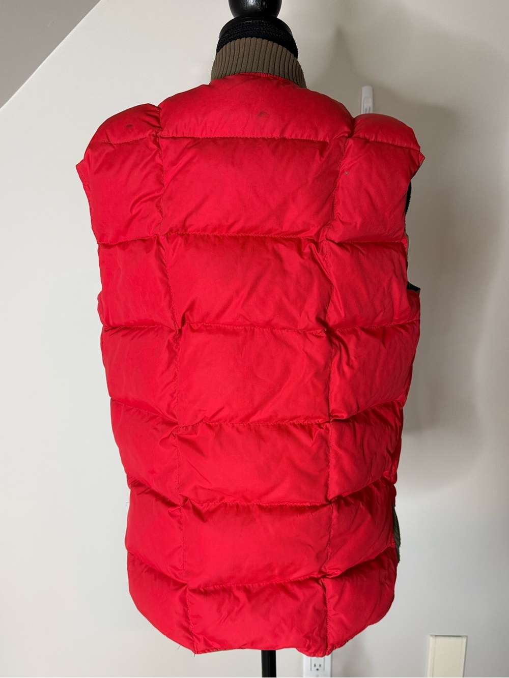 PIONEER SPORTSWEAR Vintage 70s Union Made Reversible Down Filled Puff Vest Small - Picture 8 of 15